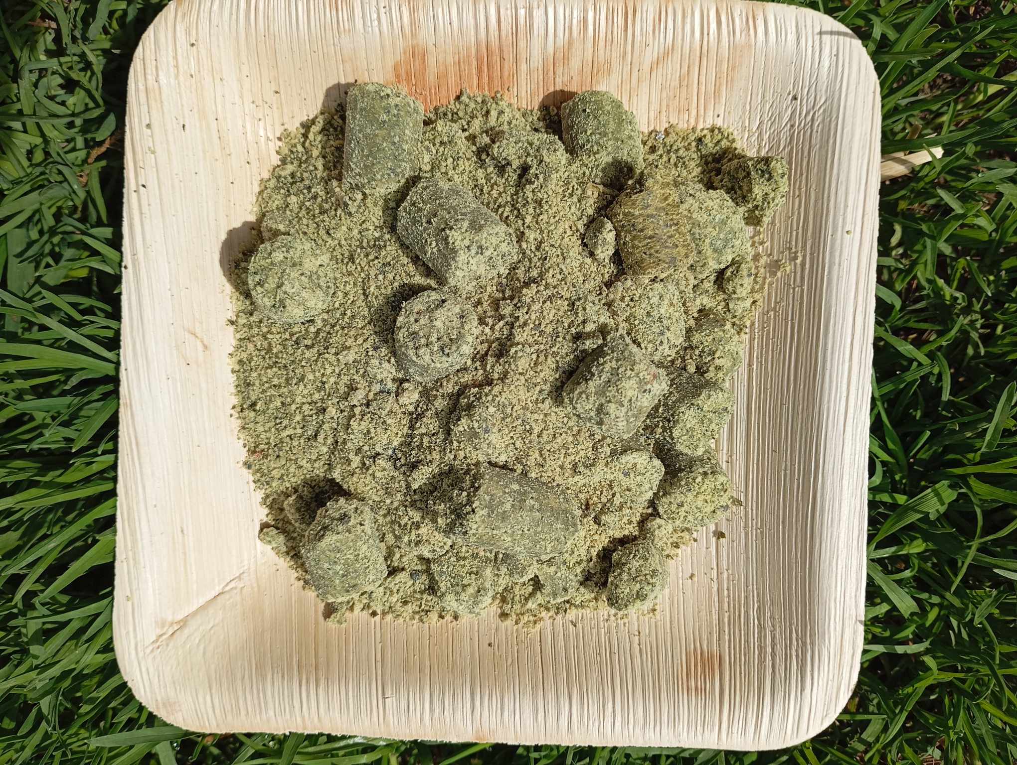 Kürbispresskuchen 100g - Die Regenbogenhühner Kürbispresskuchen 100g - Die Regenbogenhühner